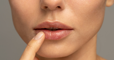 lips apply lip balm, what's in your lip balm