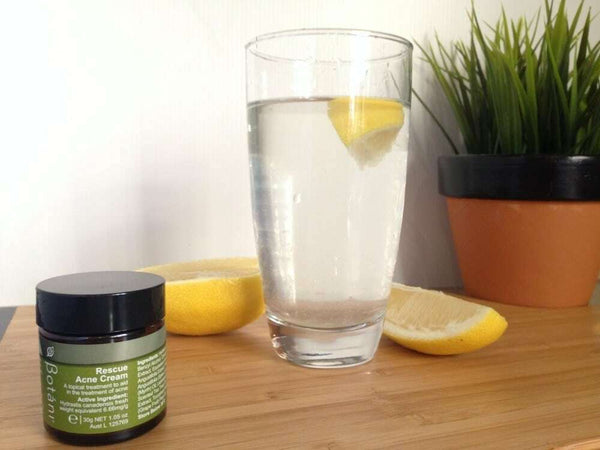Naturally Controlling Your Acne
