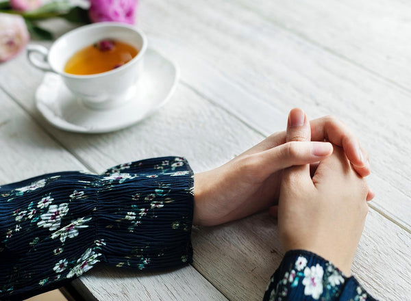 Take Care Of Hands And Feet In Winter